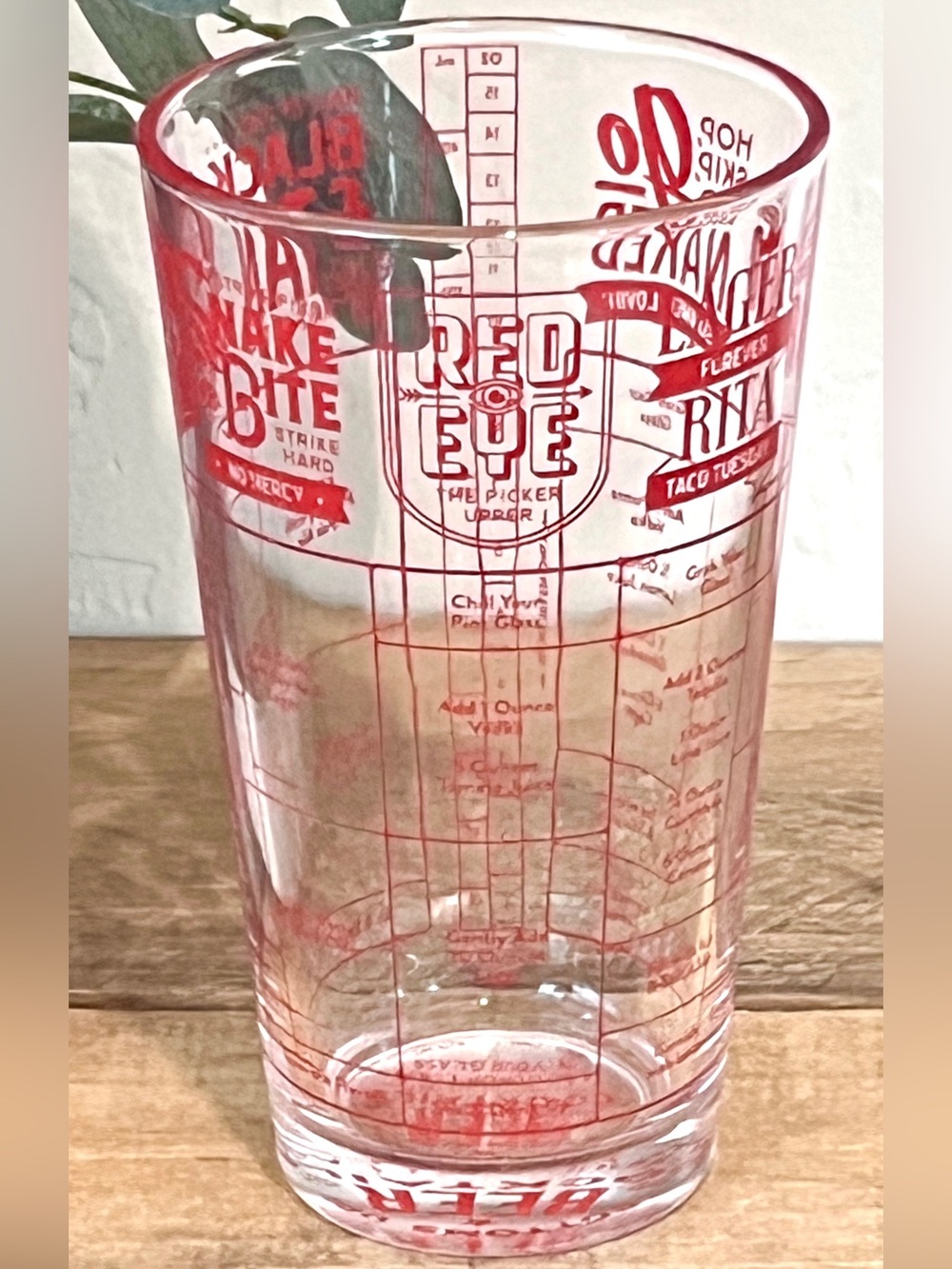 Fred & Friends Good Measure Beer Cocktail Recipe Pint Glass - Picture 3 of 5